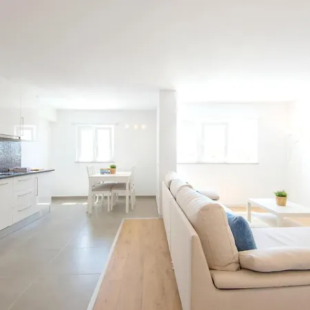 Mimi - Penthouse & Infinity Pool - Duna Parque Group-2