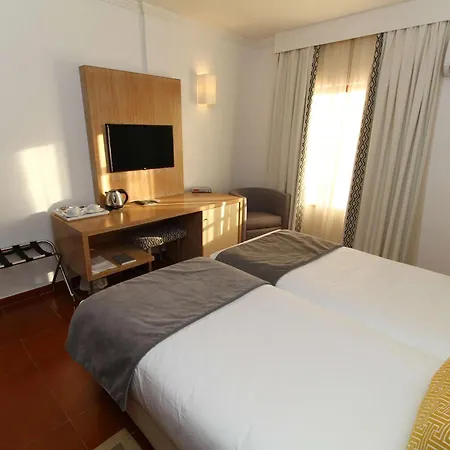 Best Western Hotel Dom Bernardo-2