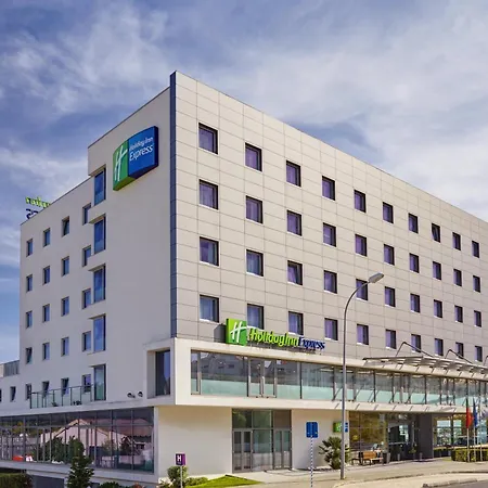 Holiday Inn Express Lisbon Alfragide By Ihg-3