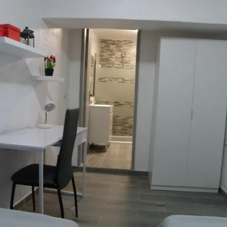 Residencial Antonio Mocisso Guesthouse-2