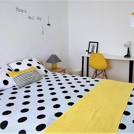 D Wan Guest House Two-2