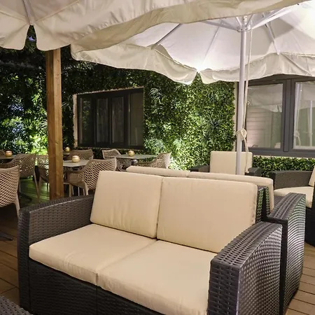 Duplo Charme Boutique Hotel-3