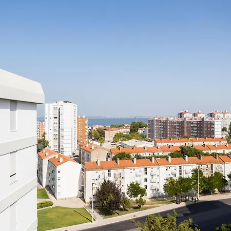 Lisbon Airport Suites-2