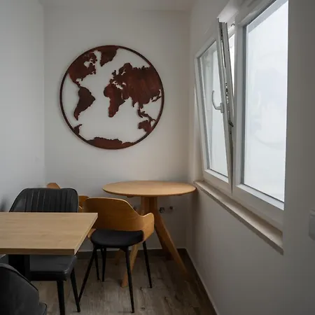 Tavira Nomad Guesthouse-2