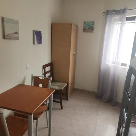 Sunny House-2