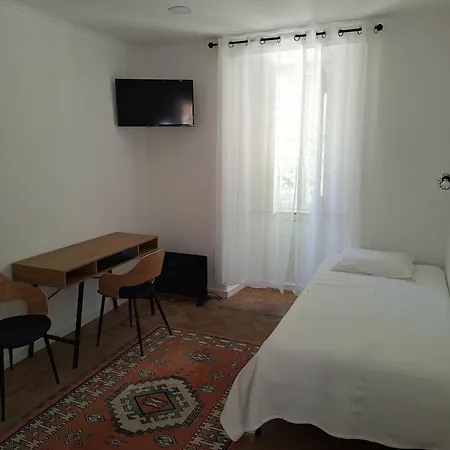 AL Penaferrim Sintra Rooms-3