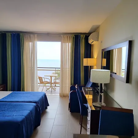 Hotel Cais Da Oliveira-2