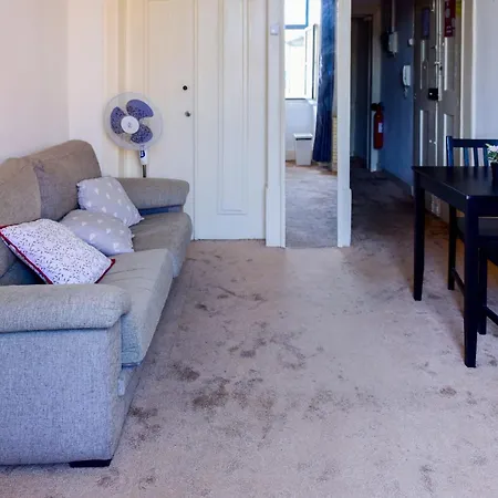 Alfama Guest House-3