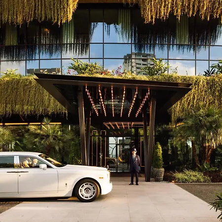 The Reserve - Within Savoy Palace - The Leading Hotels Of The World-3