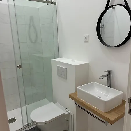 Modern Bedroom In Lisbon-2