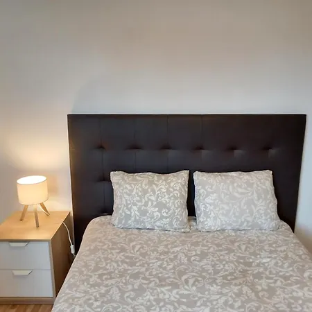 Oporto Cozy Rooms-2