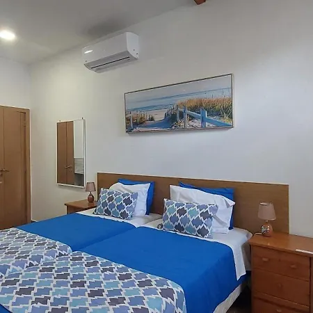 Lagos Downtown Guesthouse-2