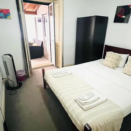 São Lázaro Bhuiyan Family Host-2