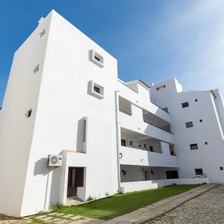 Magna Oura-3