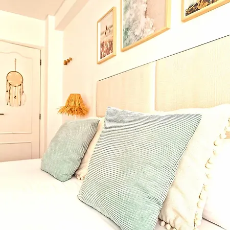 Supertubos House Peniche-3