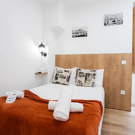 Coimbra City Charm-3