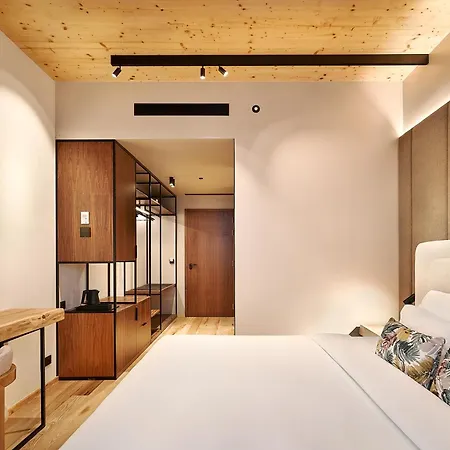 The Log Porto Hotel By Piamonte Hotels-2