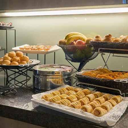 Portus Cale Hotel-3