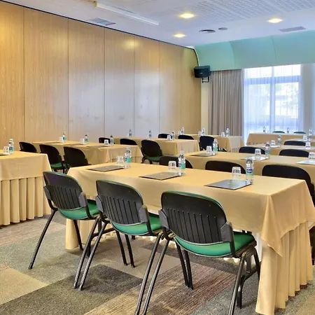Hotel Cinquentenario & Conference Center-3