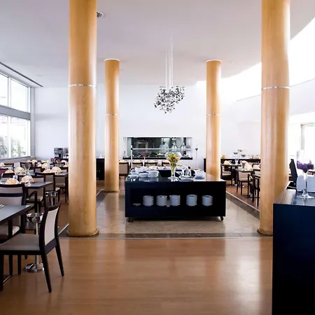 Tryp By Wyndham Porto Expo Hotel-2