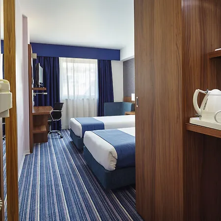 Holiday Inn Express Lisbon Alfragide By Ihg-2