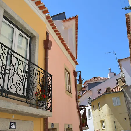 Castle Inn Lisbon Apartments-3