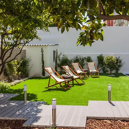 Vila Garden Guesthouse-3