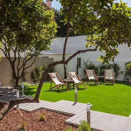 Vila Garden Guesthouse-2