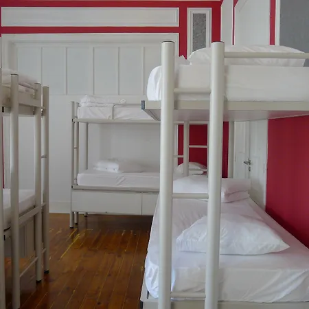 Safestay Lisbon Bairro Alto-3