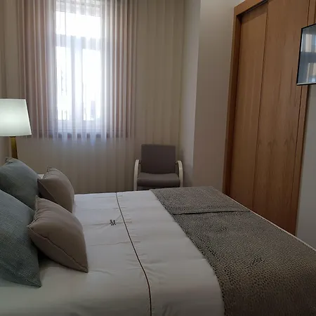22 Oporto Guesthouse-2