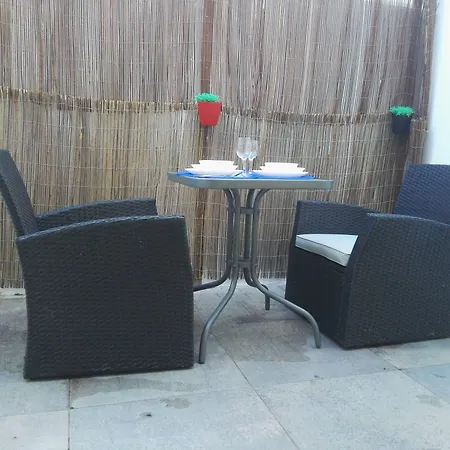 Temple Suites Guesthouse-3