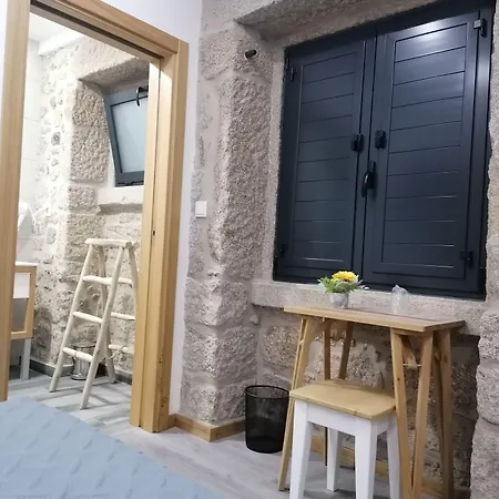 Alojamento Girassol - Guest House - Quarto Com Casa De Banho Privativa-3
