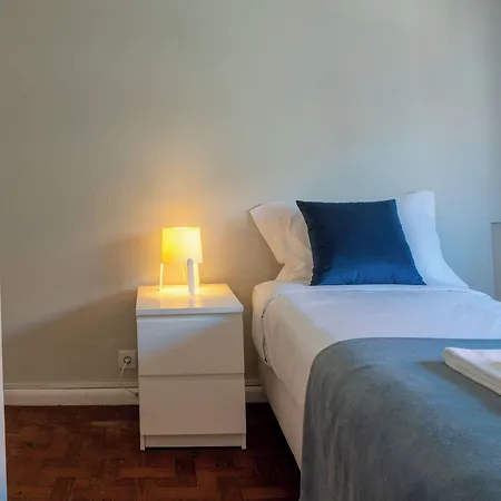 Succeed Campo Pequeno Guest House-3