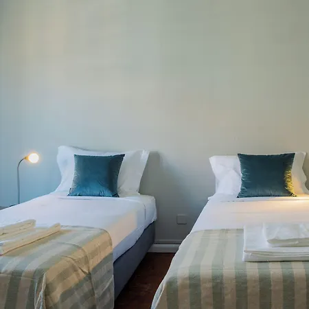Succeed Campo Pequeno Guest House-2
