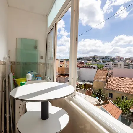 Sweet Suites Guesthouse Close To Famous Avenue Liberty-2