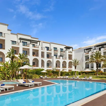 Pine Cliffs Ocean Suites, A Luxury Collection Resort & Spa, Algarve-3