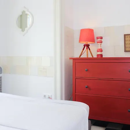 The Color Hostel-3