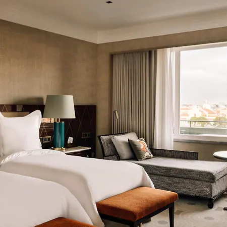 Four Seasons Hotel Ritz Lisbon-2