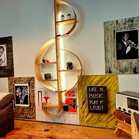 Casa 40Th-Music Wood House-2