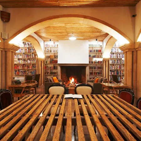 The Literary Man Obidos Hotel-3