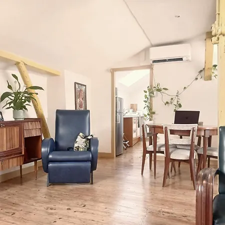 Lisbon Calling Rooms & Studio-3