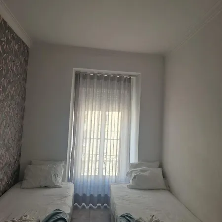 Zuni Guest House-2