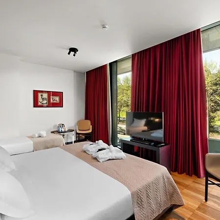 Axis Viana Business & Spa Hotel-2