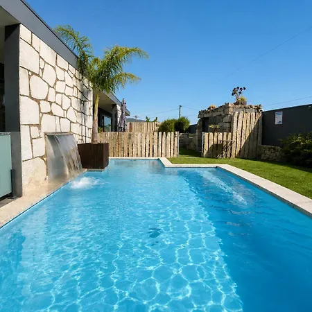 Hugs Village Houses Heated Pool-2