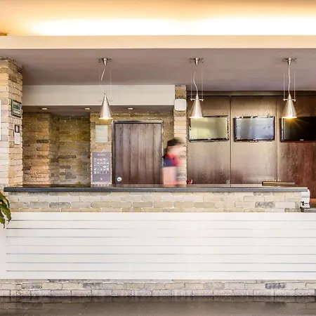 Hotel Ibis Guimaraes-3