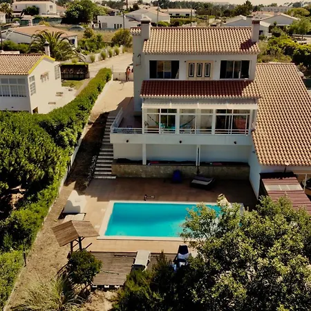 Mayla Surf House-3