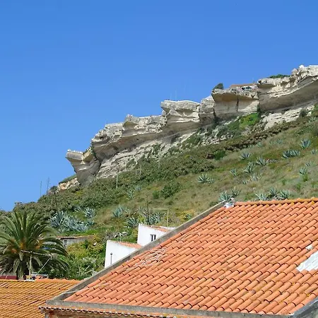 Nazare Hostel - Rooms & Dorms-2