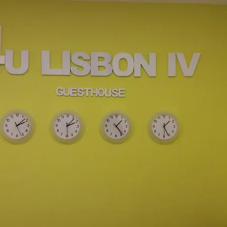 4U Lisbon IV Guesthouse Airport-2