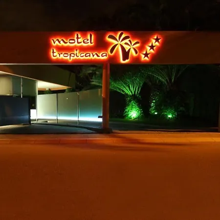 Motel Tropicana-2