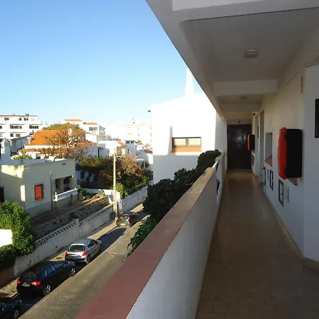 Apartamentos Rainha D. Leonor - Al-3